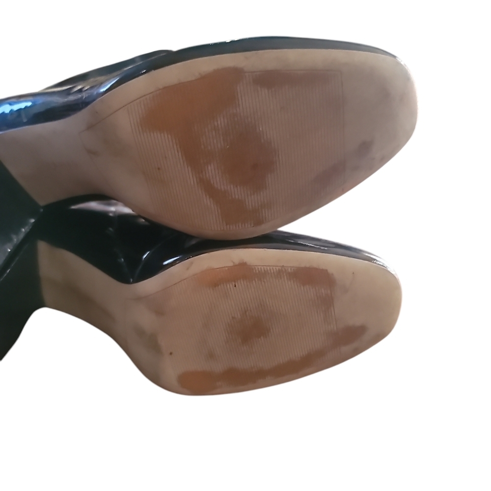 Tahari black patent leather Booties sz 10m - Picture 6 of 6